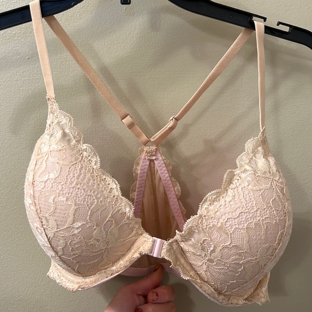 Victoria’s Secret Pink Date Racerback Lace Bra with Front Closure